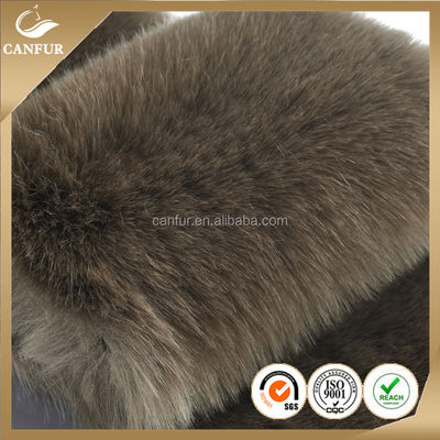 100% Polyester Rückenmaterial Falsch gefärbtes Fuchsfell für Kleidung Luxus und Komfort