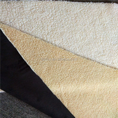 Lichtgelb 100% Polyester synthetischer Sherpa-Sueßstoff für Endkunden