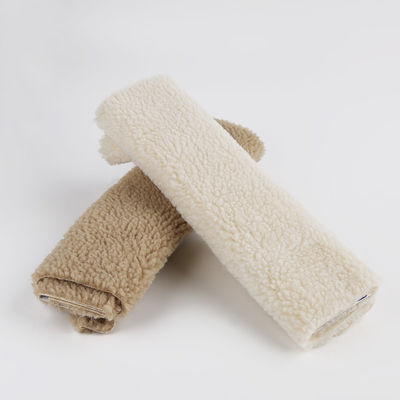 Geflechtetes Gewebe 100% Polyester Denim Sherpa-Schichtgewebe für eine weiche und isolierende Schicht