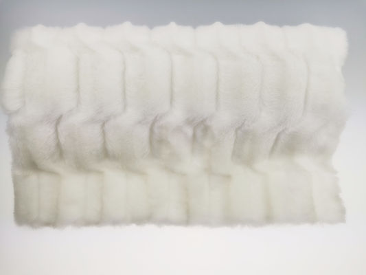 500 Meter Plüschgewebe für Bekleidung und Quilts Herstellung aus 100% Polyester-PV-Brei