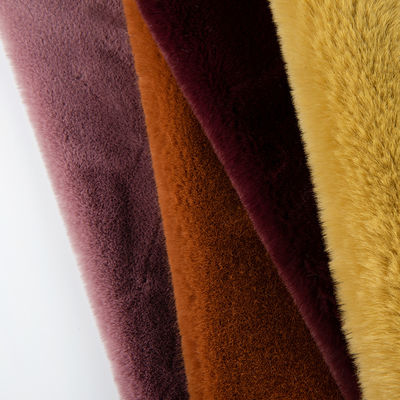 100% Polyester Frontmaterial Plüsch Fälschung Fell Stoff für Mantel kundenspezifisches Design