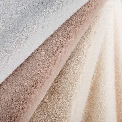 100% Polyester Frontmaterial Plüsch Fälschung Fell Stoff für Mantel kundenspezifisches Design