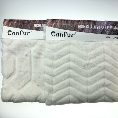 Printed Cut Rabbit Fur Plush 1000 Meter 15-25 Tage Lieferung 58/60" Breite von CANFUR CN