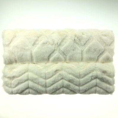 Printed Cut Rabbit Fur Plush 1000 Meter 15-25 Tage Lieferung 58/60" Breite von CANFUR CN
