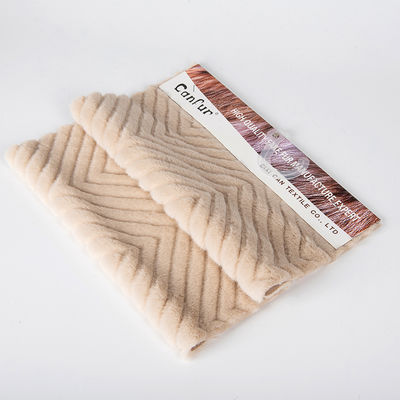 Weiches, bequemes Handgefühl Xiaomi Mink 100% Polyester für beliebte Damenbekleidung