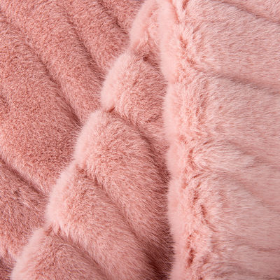 Weiches, bequemes Handgefühl Xiaomi Mink 100% Polyester für beliebte Damenbekleidung