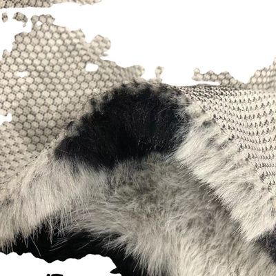 100% Polyester Vordermaterial Damen Fälschung Fell Textilmaterial Stoff für Bekleidung