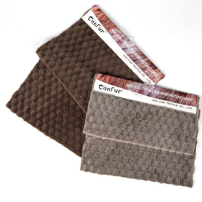 Vorderseite Material 100% Polyester Falschfell Plush Stoff für Kleidung und Wurfdecke