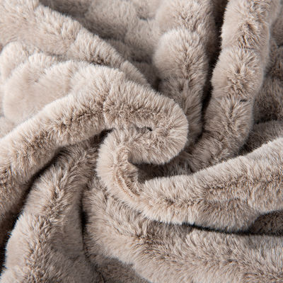 Vorderseite Material 100% Polyester Falschfell Plush Stoff für Kleidung und Wurfdecke
