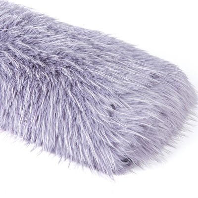 Lange Pile Falschfellgewebe mit 100% Polyester Rückenmaterial und 58/60" Breite