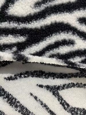 100% Polyester Teddy Stoff für kundenspezifische warme gestrickte gedruckte Teddy Bär Fleece Coat Toy