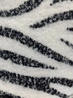 100% Polyester Teddy Stoff für kundenspezifische warme gestrickte gedruckte Teddy Bär Fleece Coat Toy