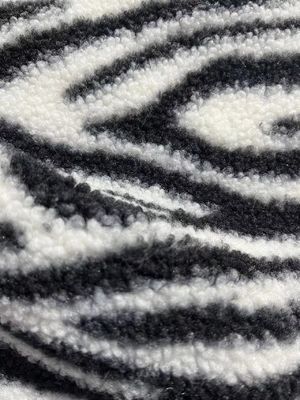 100% Polyester Teddy Stoff für kundenspezifische warme gestrickte gedruckte Teddy Bär Fleece Coat Toy