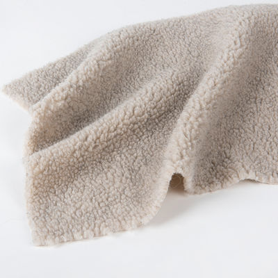Weiches und warmes Fleece-Gewebe für Männerjacke oder -decke 100% Polyester-Berbergewebe