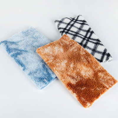 Spezielle Färbung Teddy Stoff für Kleidung/Sofa mit mittlerem Gewicht 100% Polyester Verkauf