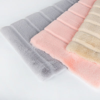 100% Polyester Kaninchen Falschfell Stoff für Wintermantel Weiches Pinselmuster Tricot gestrickt