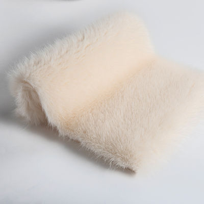 Weiches 100% Polyester aus falschem Kaninchenfell für Ponchos und Pullovers