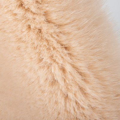 Weiches 100% Polyester aus falschem Kaninchenfell für Ponchos und Pullovers