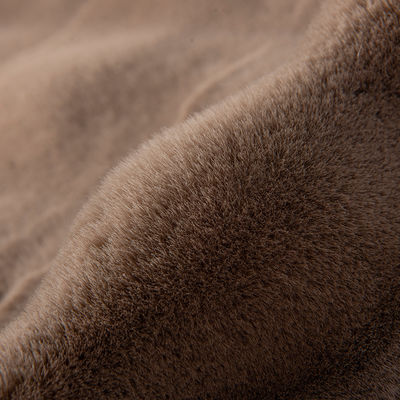 Home Textilbekleidung 58/60" Breite Gewirktes Kaninchenfell mit gezogener Nadel