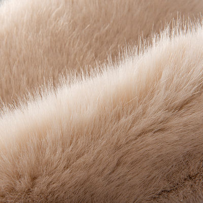 Lange Fälschungsfelle für Kleidungsstücke mit Tippfarbmuster Kontaktieren Sie uns