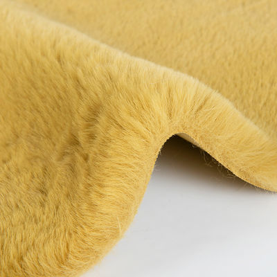 100% Inspektion Falschpelz 100% Polyester Kurzgewebe für den Mantel