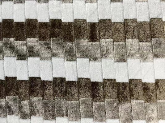 Geflechtetes Jacquard-Polyester-Fleece-Gewebe - die ultimative Wahl für modische Kleidung