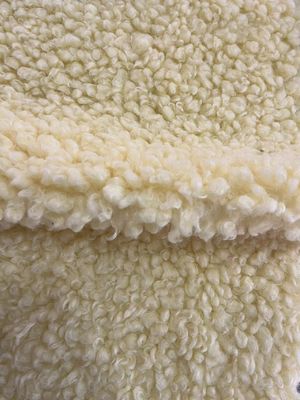100% Polyester Teddy Fleece Samtgewebe für Bekleidung Heimtextilien Kissen und Spielzeug