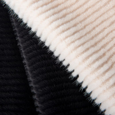 Weich und gemütlich 100% Polyester Tricot gestrickte gebürstete False Fur Stoff für Damenmantel