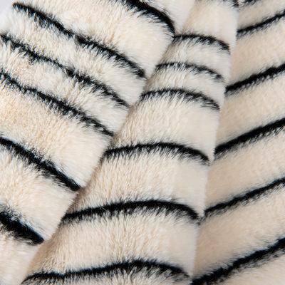 FDY Druck für Bekleidung Herstellung von 100 Polyester Sherpa Falschfell Warp Suede Stoff Typ